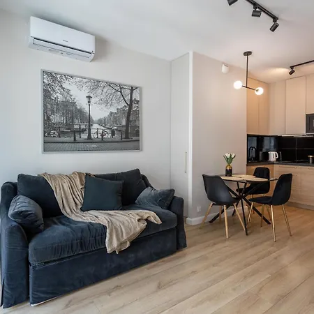 Urban Apartaments - Great Location - City Center - Sienna شقة