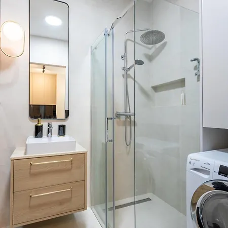 Urban Apartaments - Great Location - City Center - Sienna *