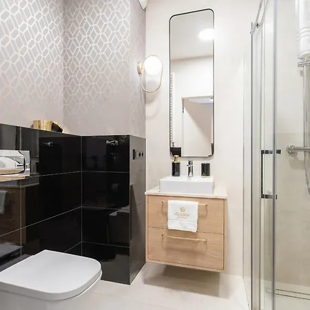 Urban - Great Location - Center - Sienna *